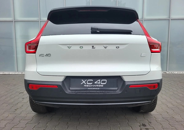 Volvo XC 40 cena 297350 przebieg: 10, rok produkcji 2023 z Sierpc małe 254